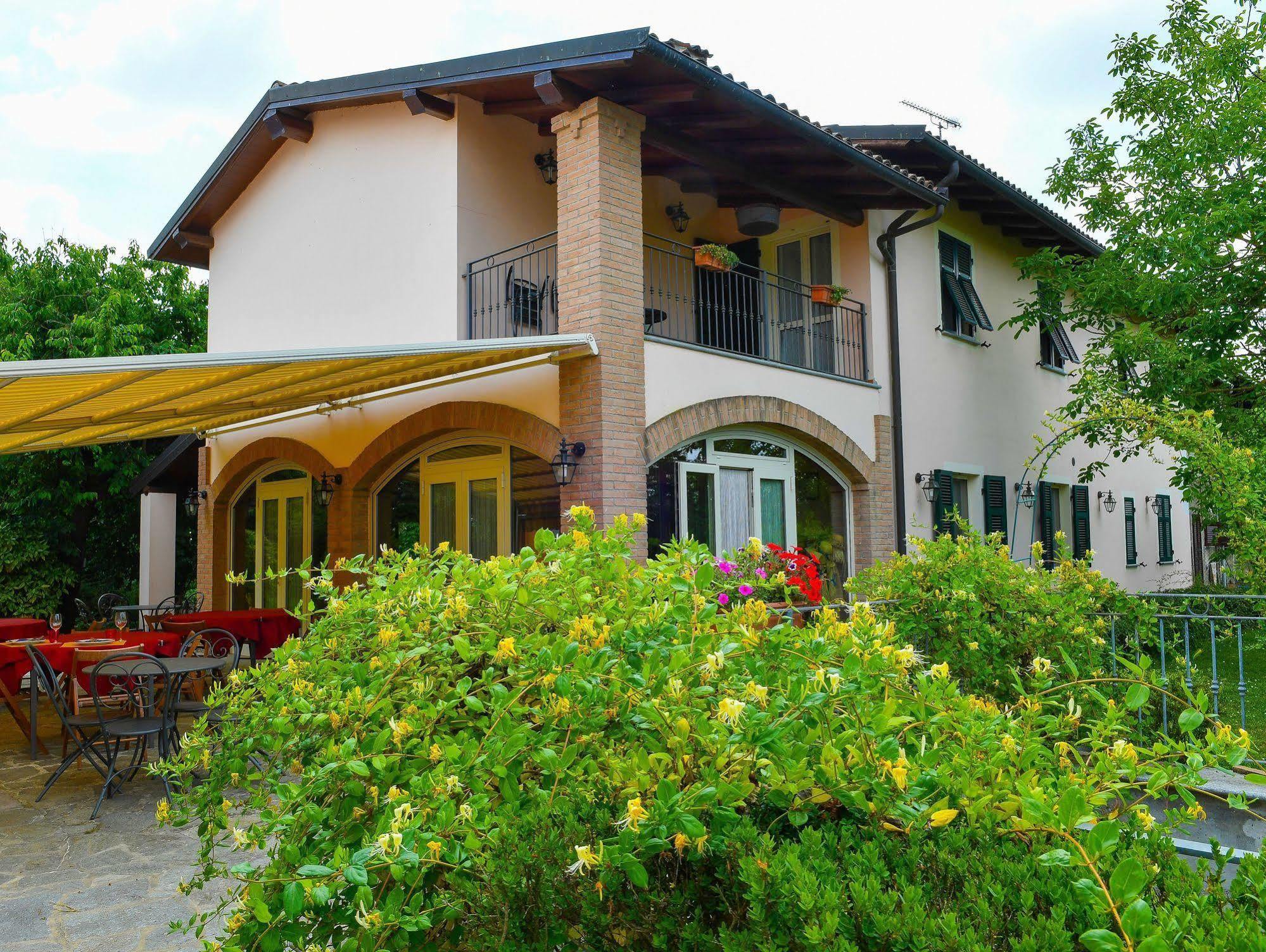 Villa Cascina Folletto à Novi Ligure Extérieur photo