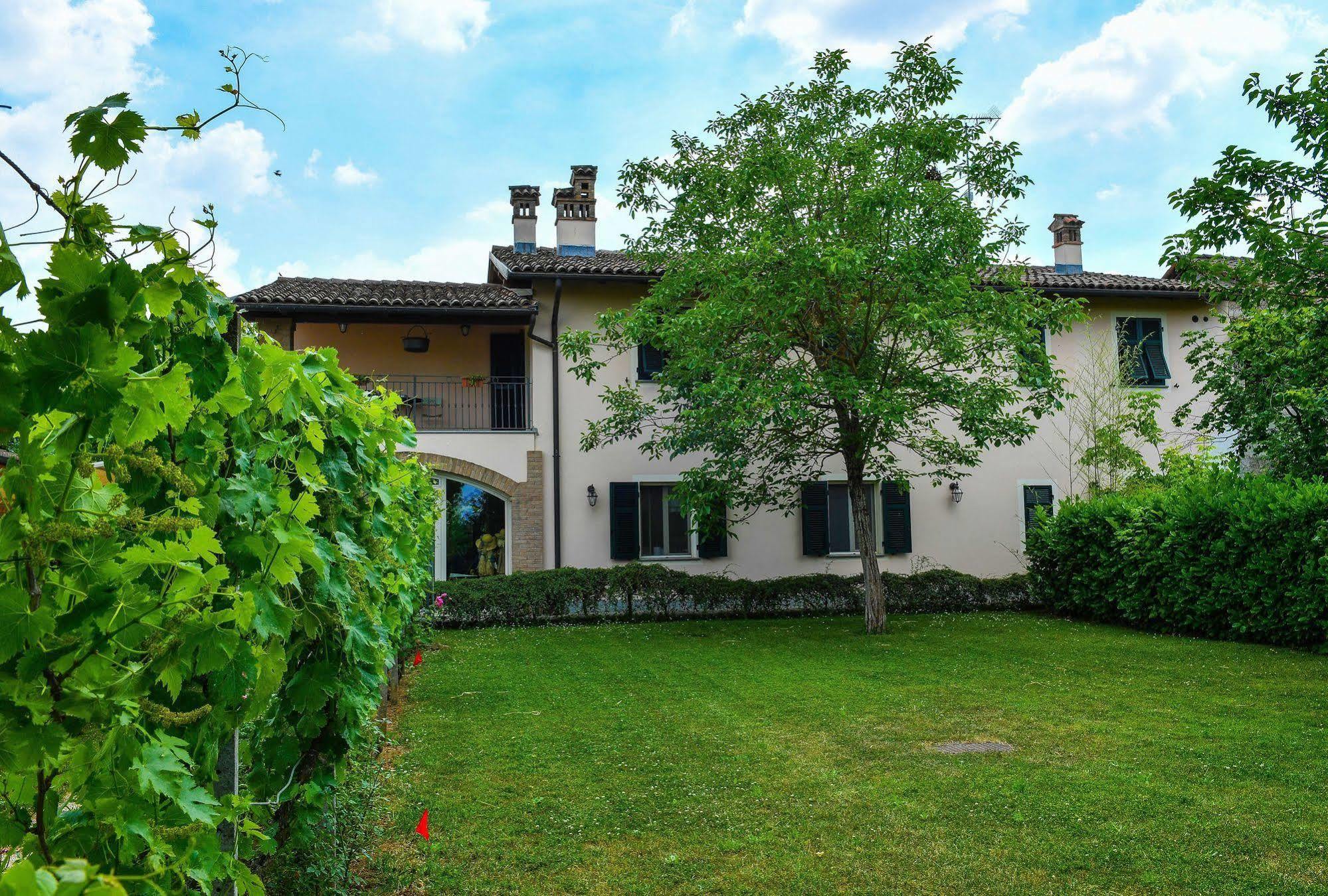 Villa Cascina Folletto à Novi Ligure Extérieur photo